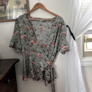 Loft floral wrap top size xl